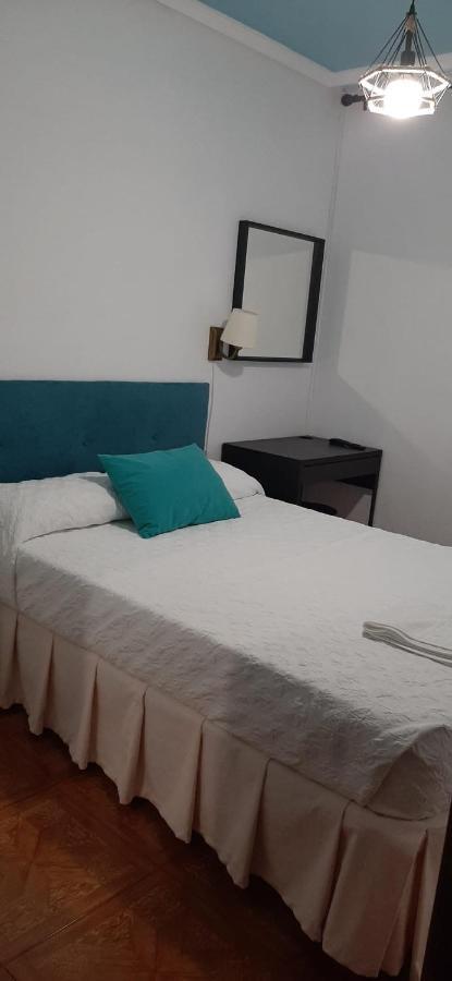 Alojamiento Casa Leon Santoña Buitenkant foto