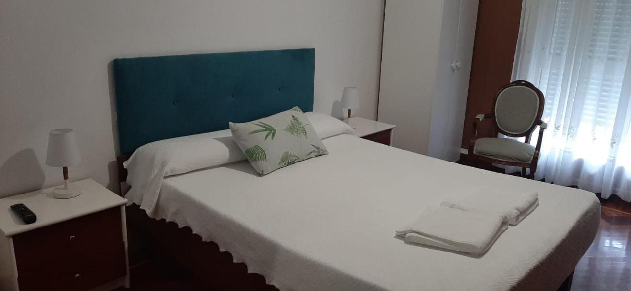 Alojamiento Casa Leon Santoña Buitenkant foto